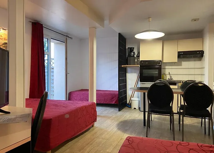 Residence Des Bains*** Vic-sur-Cere